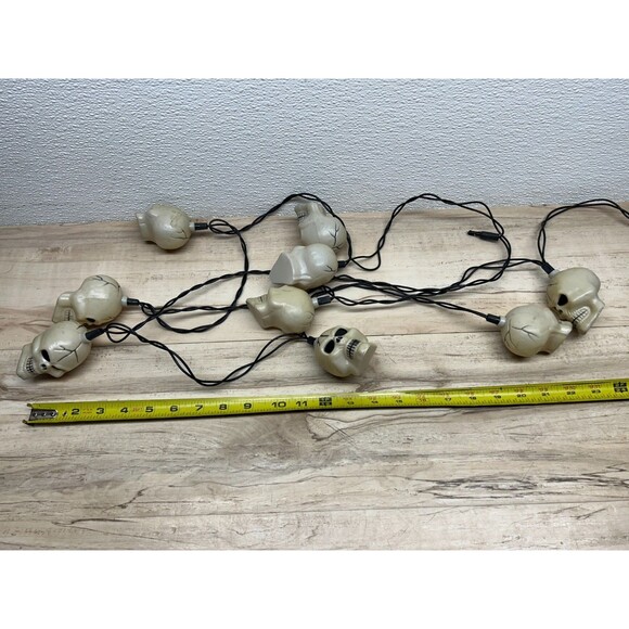 Halloween Plastic Artificial Skull Garland Electric String Lights Decoration - Picture 9 of 14